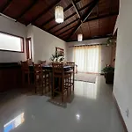 Apartamento Novo A 100M Da Rua Mucuge Com Ar, Wi-Fi, Estacionamento